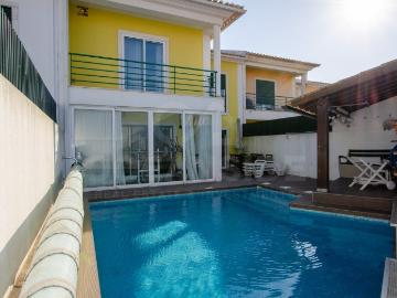 Moradia T4+2 com piscina na Urb. Lombas São Domingos de Ran. 0m² São Domingos De Rana