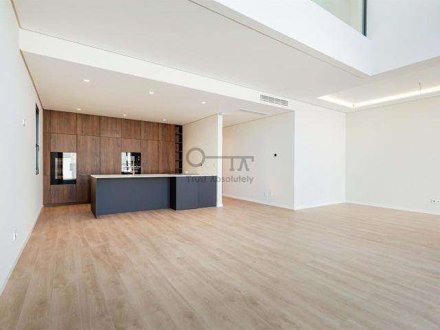 Moradia T4 Murches com Piscina 580m² Alcabideche