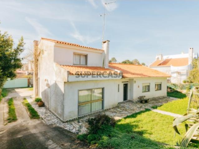 Moradia T4 Marisol | Lt 1000m² | Perto Praia | Oportunidade