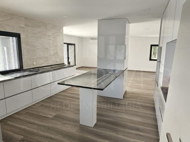Moradia T4 Moderna Cerdal, Valença