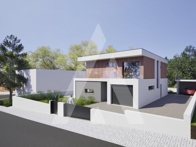Moradia T4 na Póvoa Sobrinhos