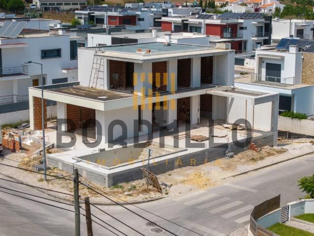 Moradia T4 Nadadouro 0m² Nadadouro