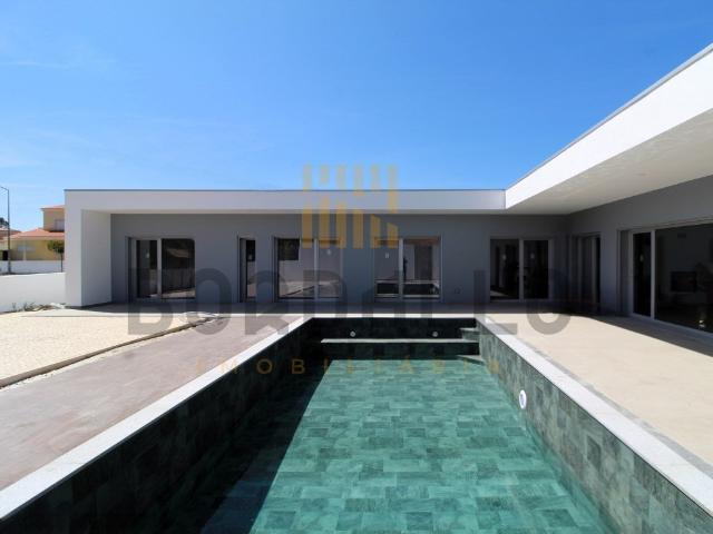 Moradia T4 Nadadouro C/Piscina 207m² Nadadouro