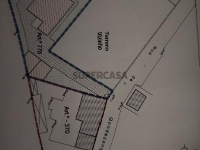 Moradia T4 no Olival + terreno com 920 m2 Vila Nova de Gaia