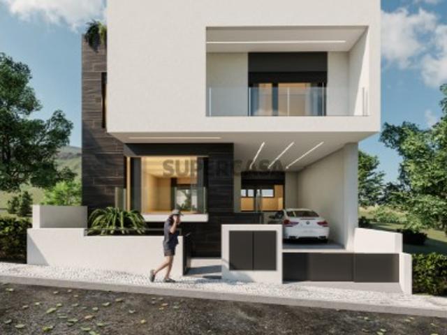 Moradia T4 no Bairro das Maroitas, São João da Talha