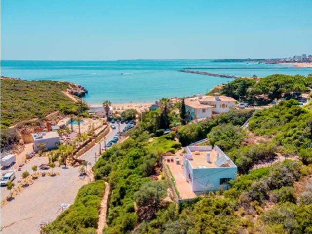 Moradia T4 no Ferragudo, em Lagoa, Algarve