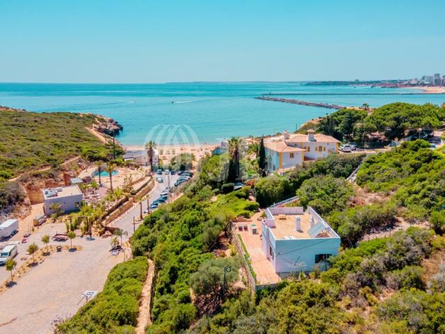 Moradia T4 no Ferragudo, em Lagoa, Algarve