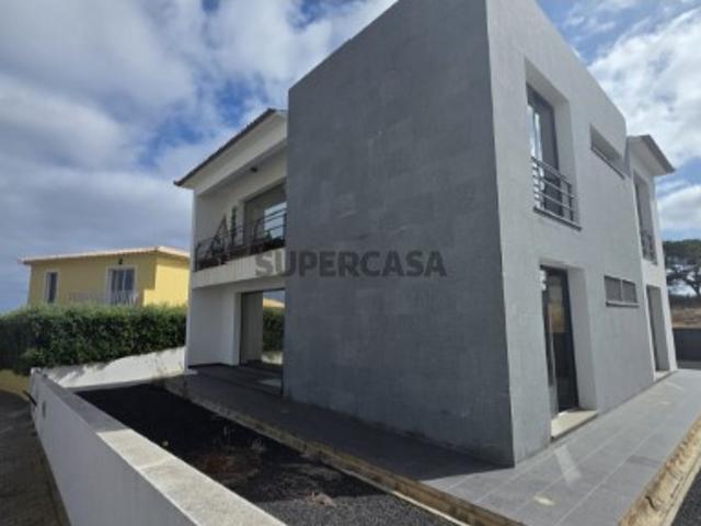 Moradia T4 no sítio das Lombas na Ilha do Porto Santo