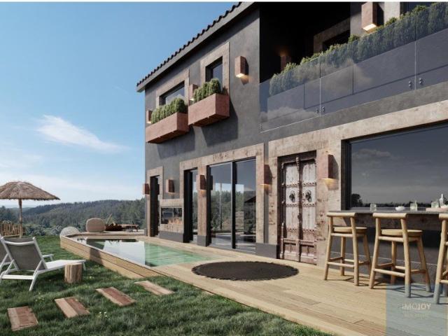 Moradia T4 no Zambujeiro com Piscina e Vista Mar 178m² Alcabideche