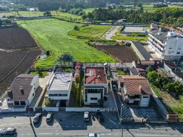 Rua Central Da Devesa, Nogueira e Silva Escura, Maia, Distrito de Porto