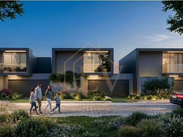 Moradia T4 Nova em Lordelo Guimarães