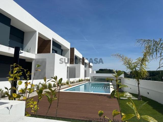 Moradia T4 NOVA Fanqueiro, Loures