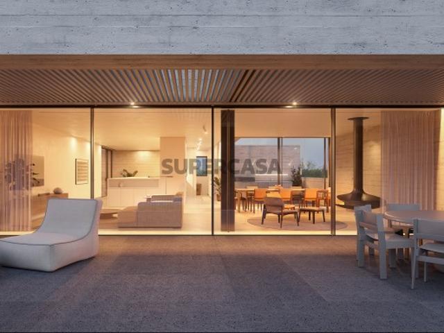 Moradia T4, nova, no condomínio PLUZ Premium Living, no Algarve