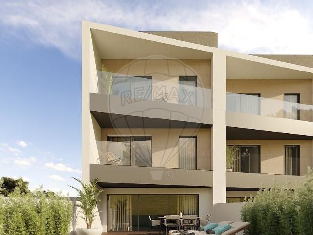 Moradia T4 à venda em Coronado São Romão e São Mamede, Trofa RE/MAX Portugal