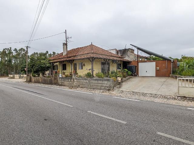 Moradia T4 à venda em Carnide, Pombal RE/MAX Portugal