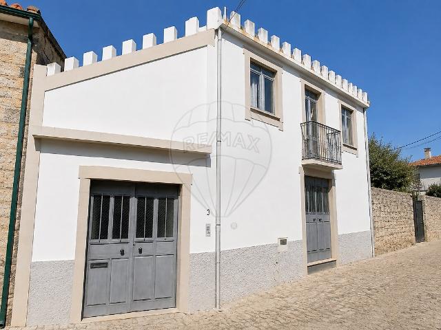 Moradia T4 à venda em Castedo e Cotas, Alijó RE/MAX Portugal