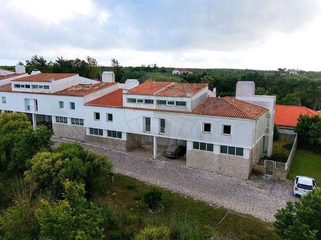 Moradia T4 à venda em Castelo Sesimbra, Sesimbra RE/MAX Portugal