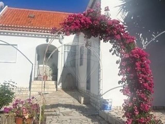Moradia T4 à venda em Ciborro, Montemor o Novo RE/MAX Portugal
