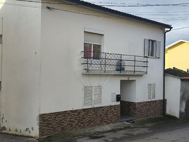 Moradia T4 à venda em Ançã, Cantanhede RE/MAX Portugal