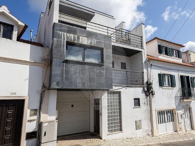 Moradia T4 à venda em Alcobaça e Vestiaria, Alcobaça RE/MAX Portugal