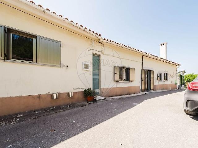 Moradia T4 à venda em Aljubarrota, Alcobaça RE/MAX Portugal