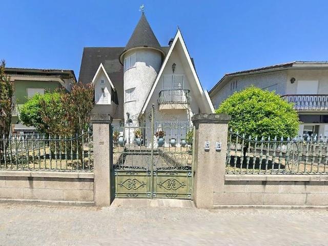 Moradia T4 à venda em Alpendorada, Várzea e Torrão, Marco de Canaveses RE/MAX Portugal