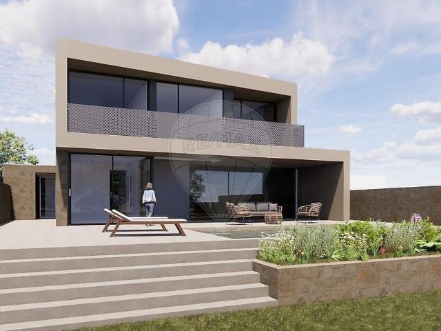 Moradia T4 à venda em Areosa, Viana do Castelo RE/MAX Portugal