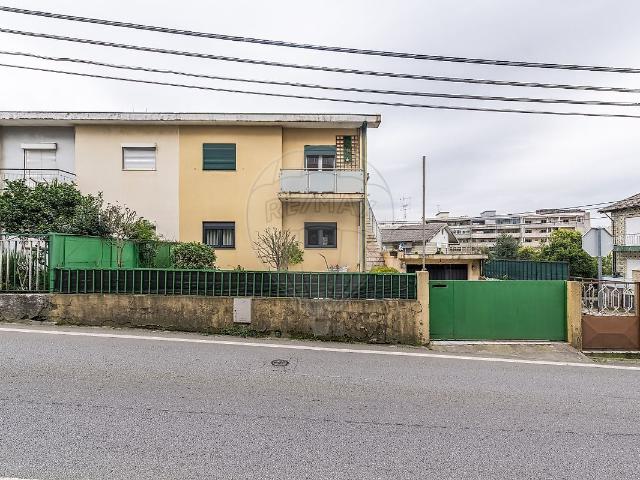 Moradia T4 à venda em Braga