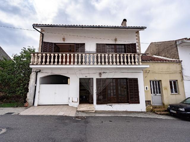 Moradia T4 à venda em Granja do Ulmeiro, Soure RE/MAX Portugal