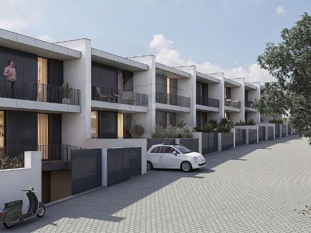 Moradia T4 à venda em Grijó e Sermonde, Vila Nova de Gaia RE/MAX Portugal