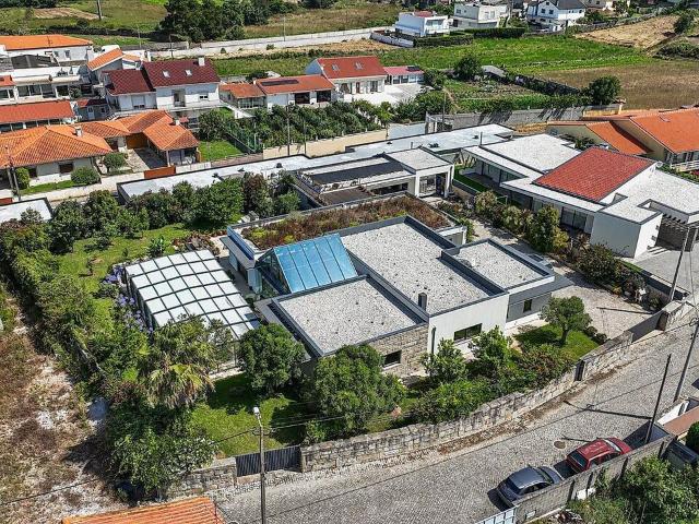 Moradia T4 à venda em Esposende, Marinhas e Gandra, Esposende RE/MAX Portugal