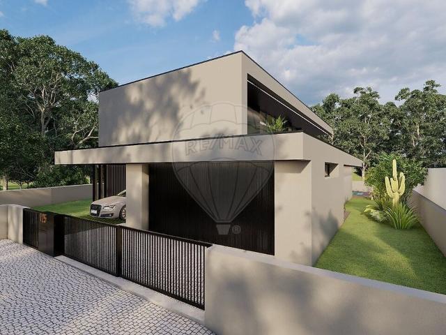 Moradia T4 à venda em Esposende, Marinhas e Gandra, Esposende RE/MAX Portugal