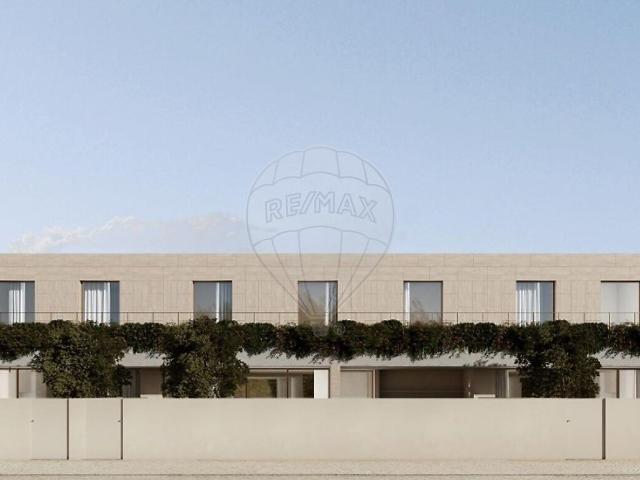Moradia T4 à venda em Esposende, Marinhas e Gandra, Esposende RE/MAX Portugal