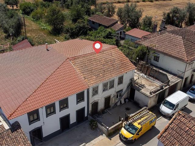 Moradia T4 à venda em Lousã e Vilarinho, Lousã RE/MAX Portugal