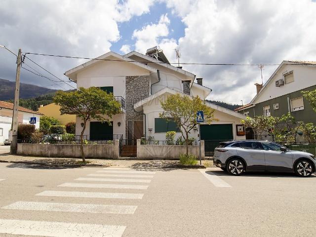 Moradia T4 à venda em Lousã e Vilarinho, Lousã RE/MAX Portugal