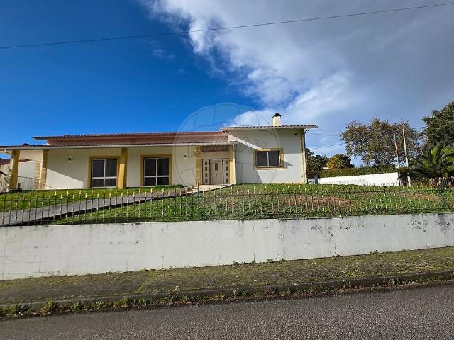 Moradia T4 à venda em Louriçal, Pombal RE/MAX Portugal