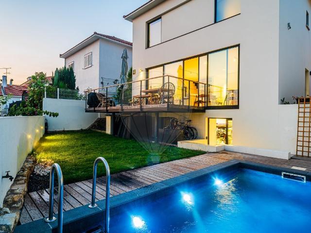 Moradia T4 à venda em Campolide, Lisboa RE/MAX Portugal