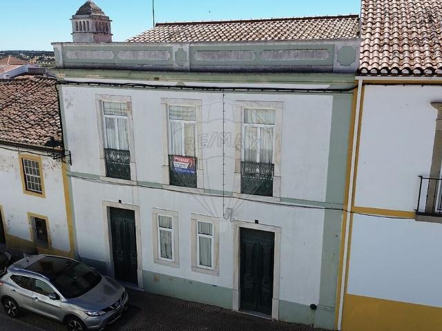 Moradia T4 à venda em Monforte, Monforte RE/MAX Portugal