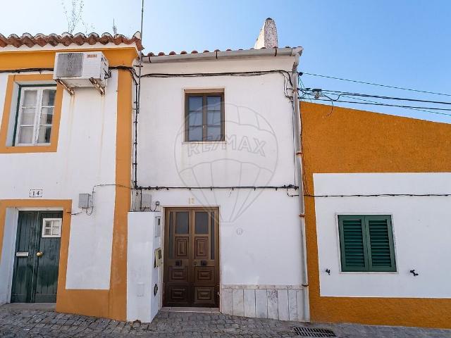 Moradia T4 à venda em Monforte, Monforte RE/MAX Portugal