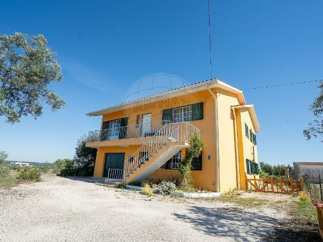 Moradia T4 à venda em Montemor o Velho e Gatões, Montemor o Velho RE/MAX Portugal