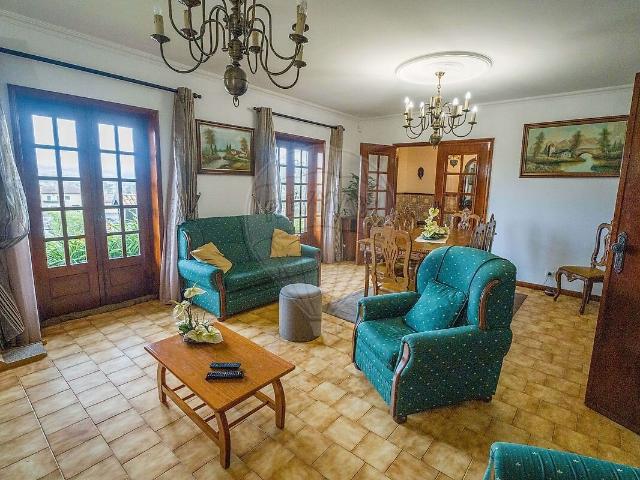 Moradia T4 à venda em Macinhata do Vouga, Águeda RE/MAX Portugal