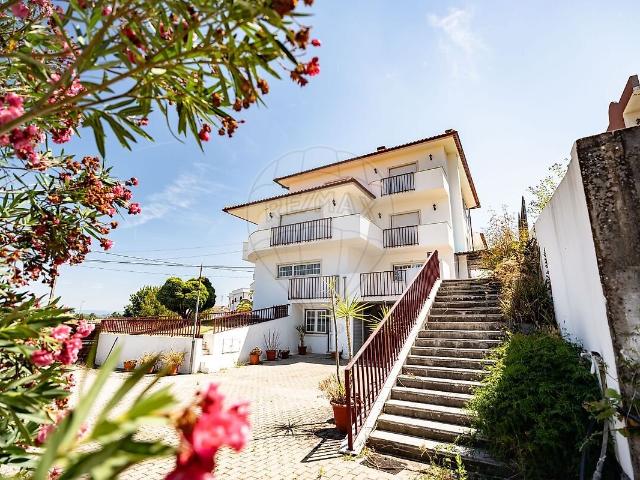 Moradia T4 à venda em São Martinho do Bispo e Ribeira de Frades, Coimbra RE/MAX Portugal