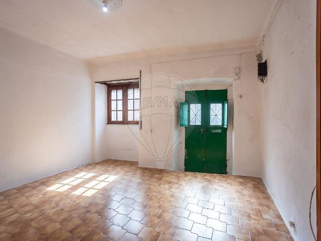 Moradia T4 à venda em São Bartolomeu do Outeiro e Oriola, Portel RE/MAX Portugal