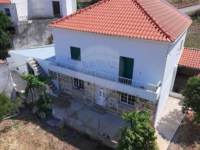 Moradia T4 à venda em Salvador, Penamacor RE/MAX Portugal