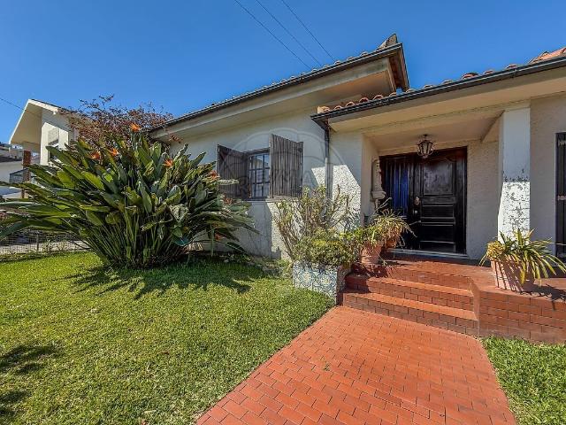 Moradia T4 à venda em Santa Maria de Lamas, Santa Maria da Feira RE/MAX Portugal
