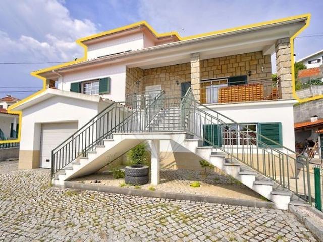 Moradia T4 à venda em Seia, São Romão e Lapa dos Dinheiros, Seia RE/MAX Portugal