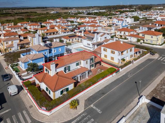 Moradia T4 à venda em Sines