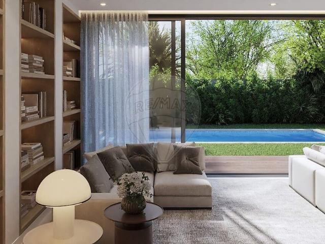 Moradia T4 à venda em Sintra Santa Maria e São Miguel, São Martinho e São Pedro de Penaferrim, Sintra RE/MAX Portugal