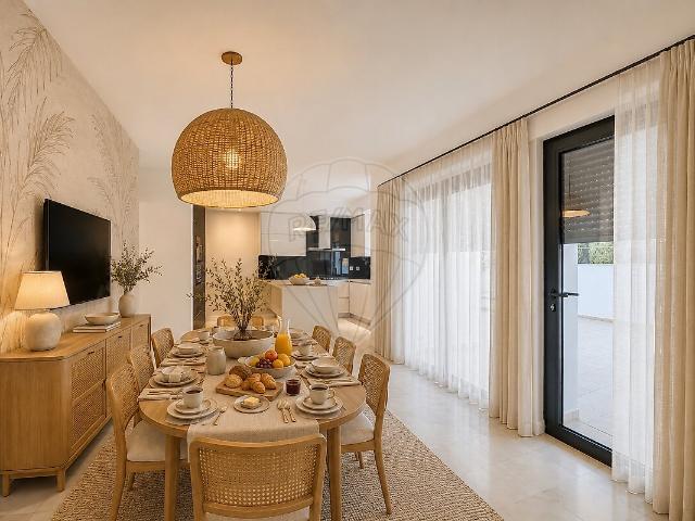 Moradia T4 à venda em Sintra Santa Maria e São Miguel, São Martinho e São Pedro de Penaferrim, Sintra RE/MAX Portugal