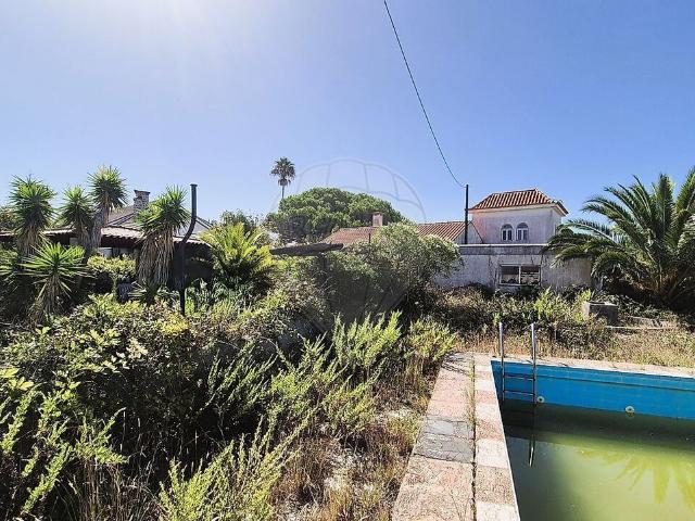 Moradia T4 à venda em Sintra Santa Maria e São Miguel, São Martinho e São Pedro de Penaferrim, Sintra RE/MAX Portugal